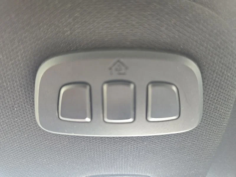 Used 2019 Silver Ford GT Premium image 22