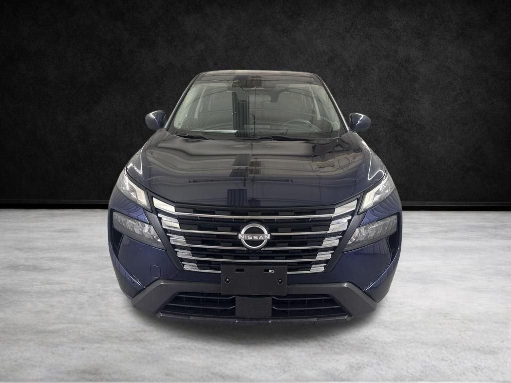 Used 2024 Deep Ocean Blue Pearl Nissan SV image 3
