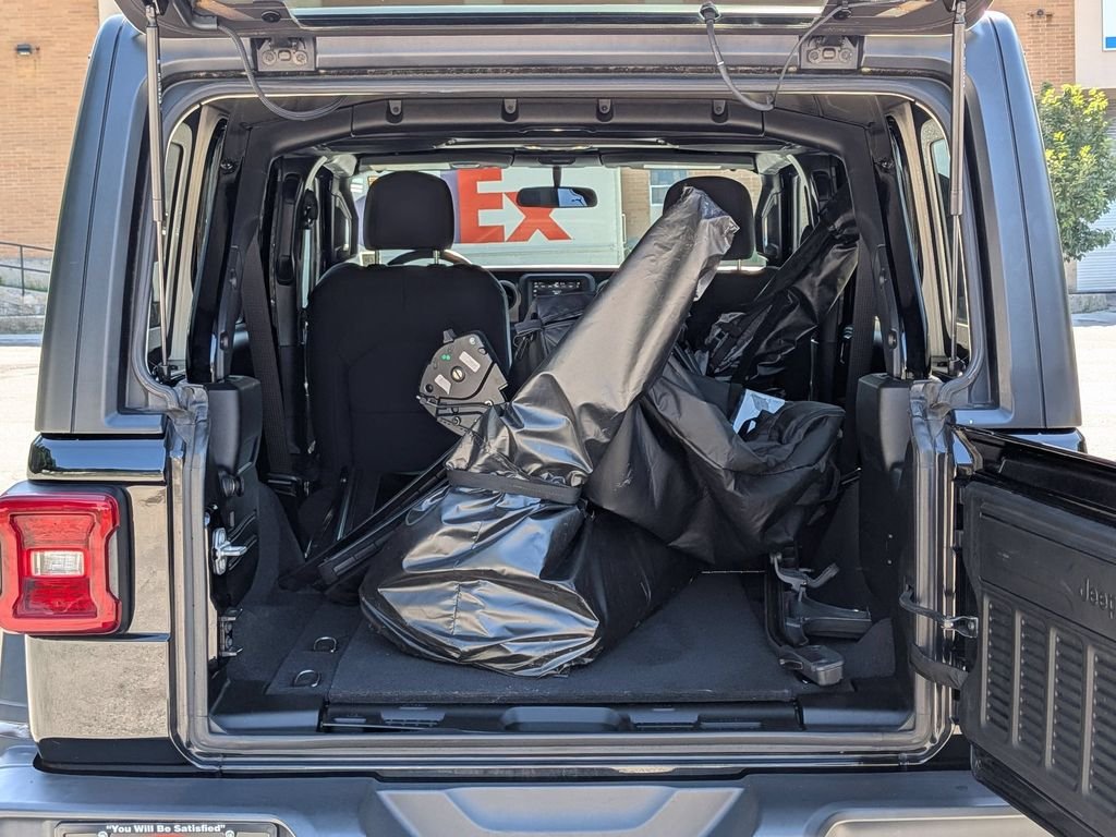 Certified Used 2020 Black Jeep Unlimited Sport S image 6