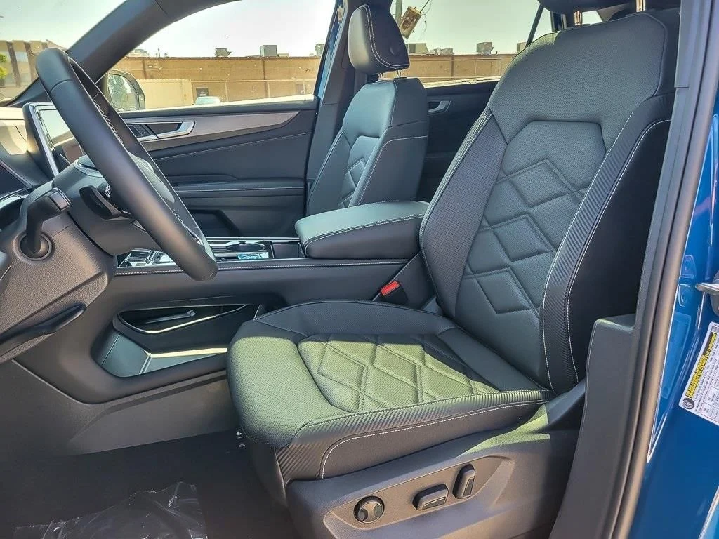 2026 Volkswagen Atlas Cross Sport SE w/Tech - Photo 10