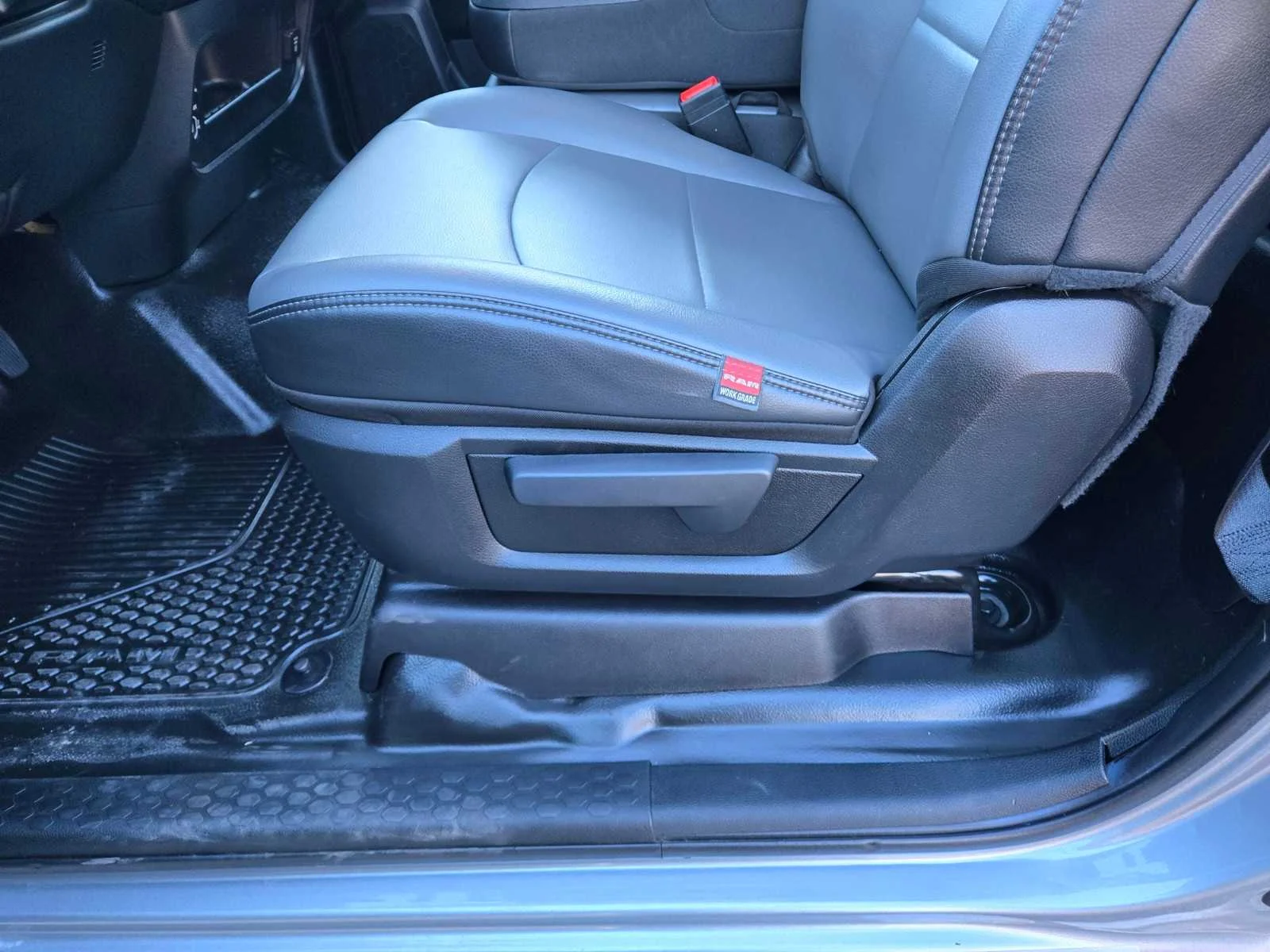 2020 RAM Ram 3500 Pickup Tradesman - Photo 23
