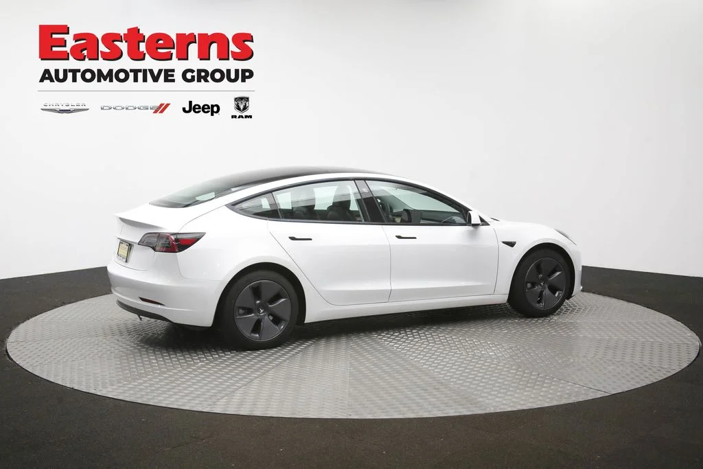 Used 2023 White Tesla Base image 41