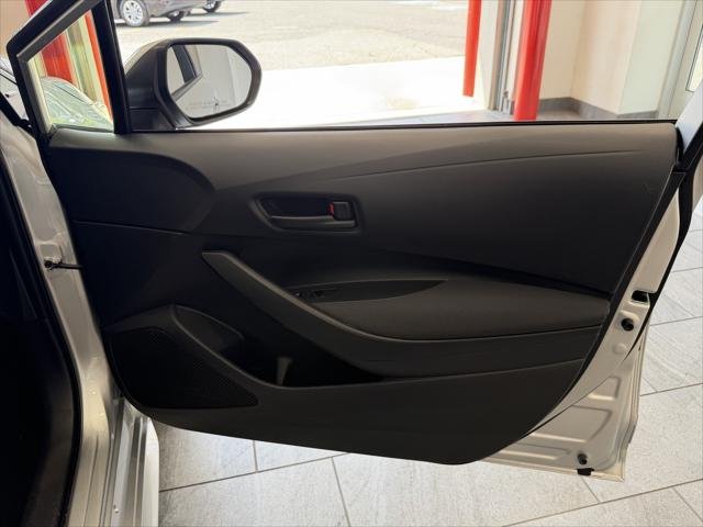 Certified Used 2023 SILVER ME. Toyota  image 32