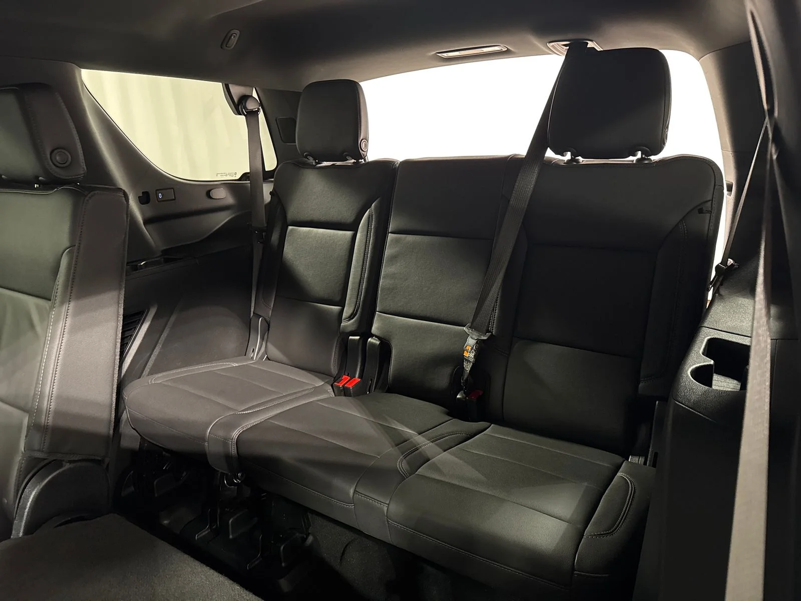Used 2025 Gray Chevrolet LT image 25