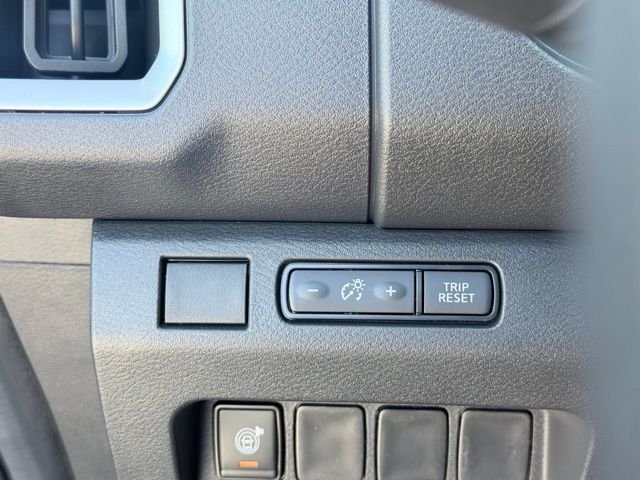 New 2026 Tactical Green Metallic Nissan Crew Cab SV image 22