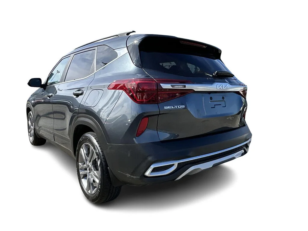 Used 2022  Kia EX AWD Low Mileage   One Owner   Local BC image 10