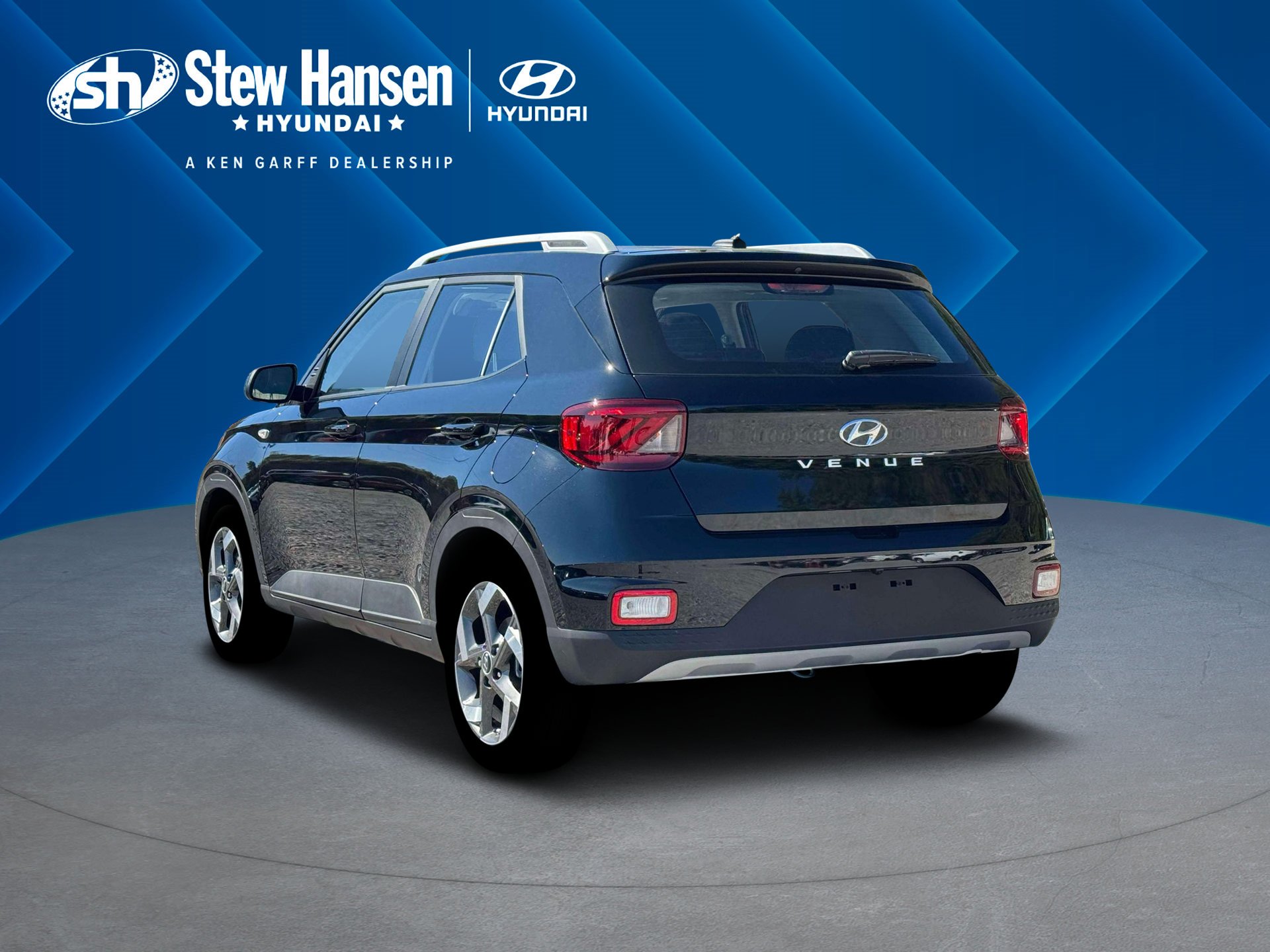 New 2026 Onyx Black Hyundai SEL image 5