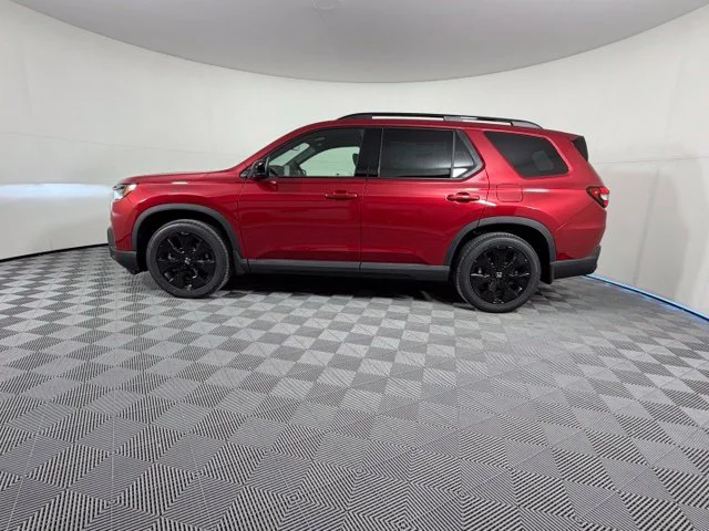 New 2026 Radiant Red Metallic II Honda AWD Black Edition image 4