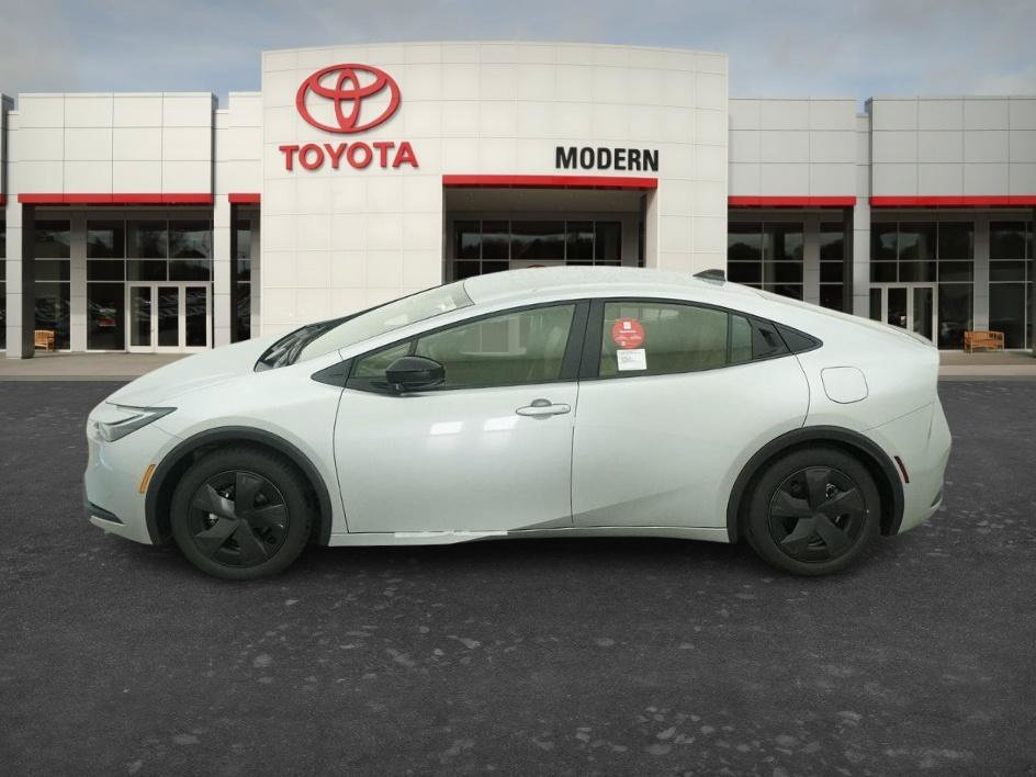 New 2027 Cutting Edge Toyota LE image 3
