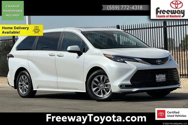 2024 Toyota Sienna XLE