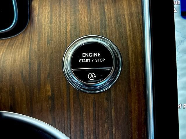New 2026 MANUFAKTUR Moonlight White Metallic Mercedes-Benz CLE 450 image 52