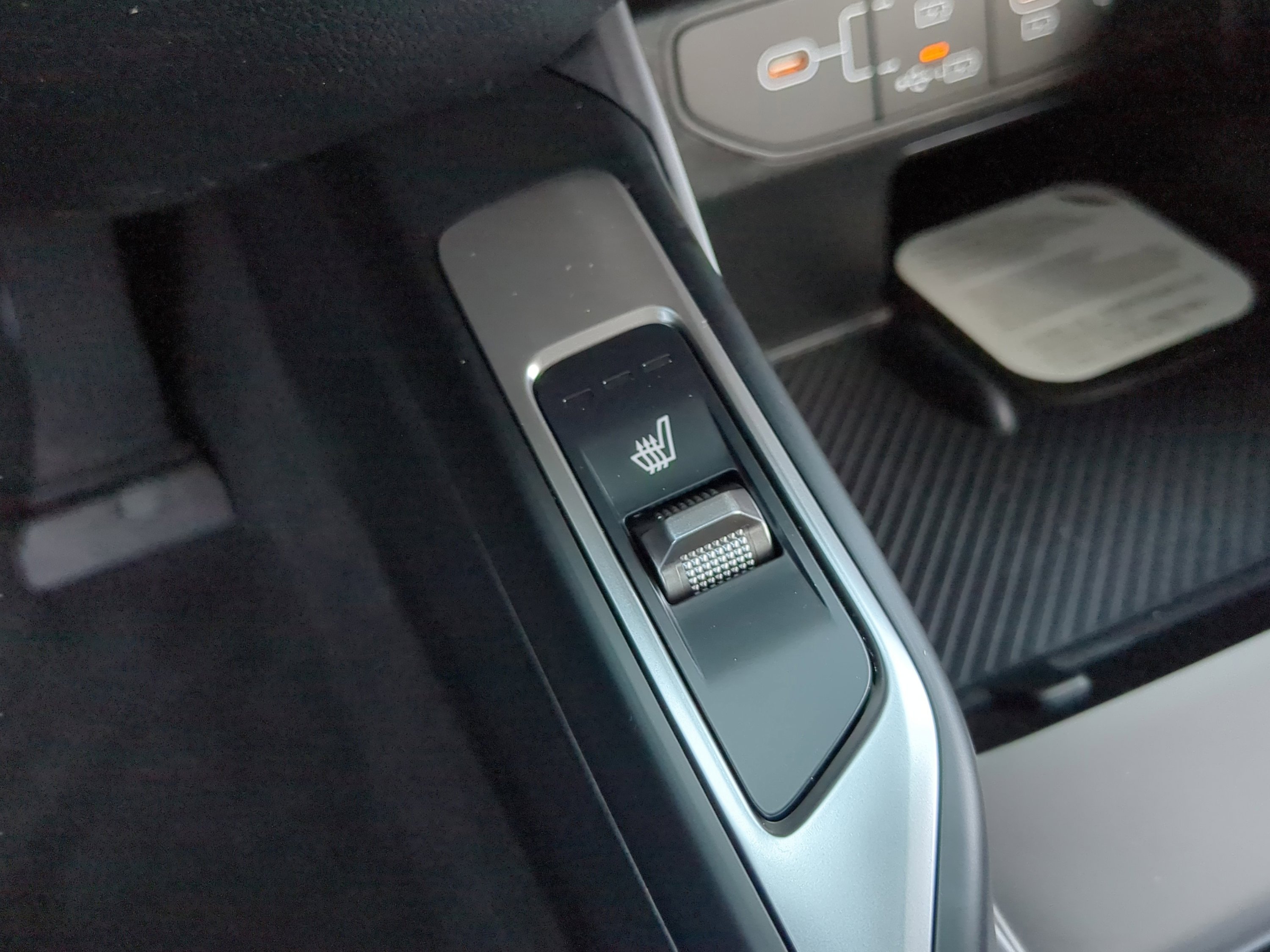 New 2026 Wolf Gray Kia S image 8