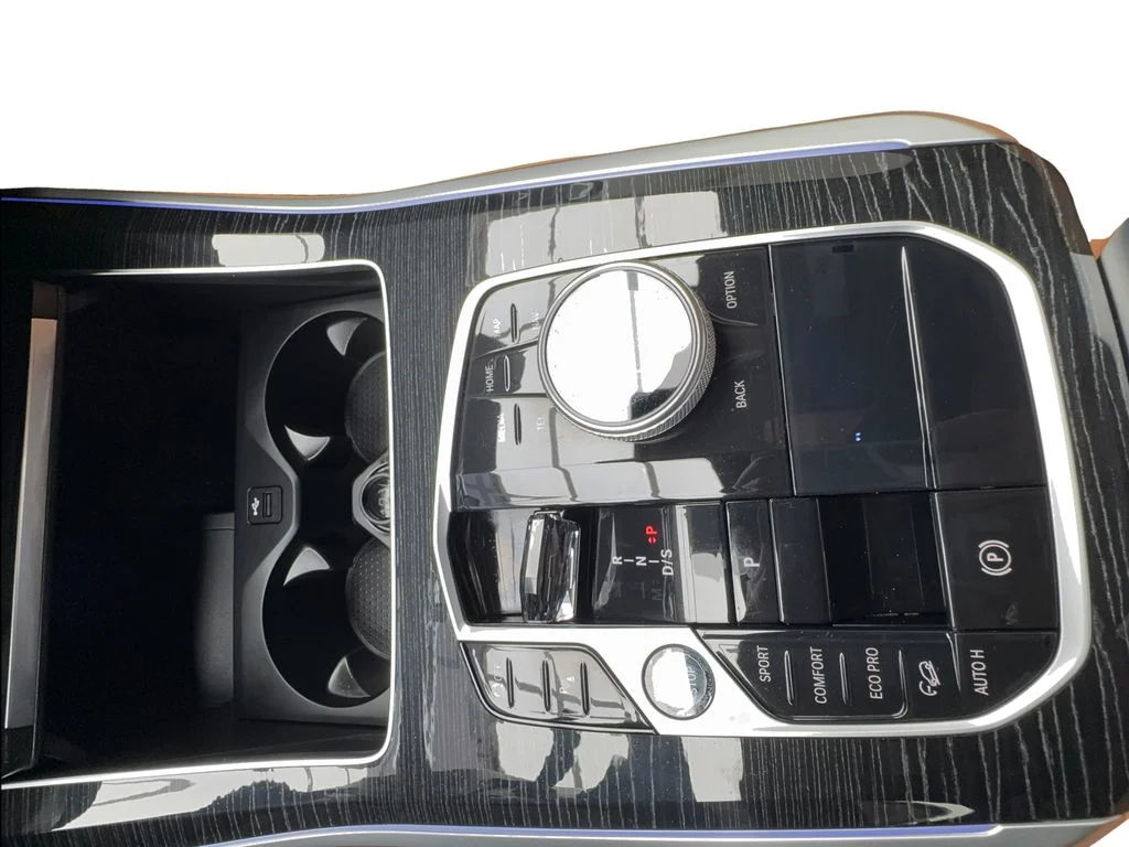 Used 2025 Gray BMW M60i image 48