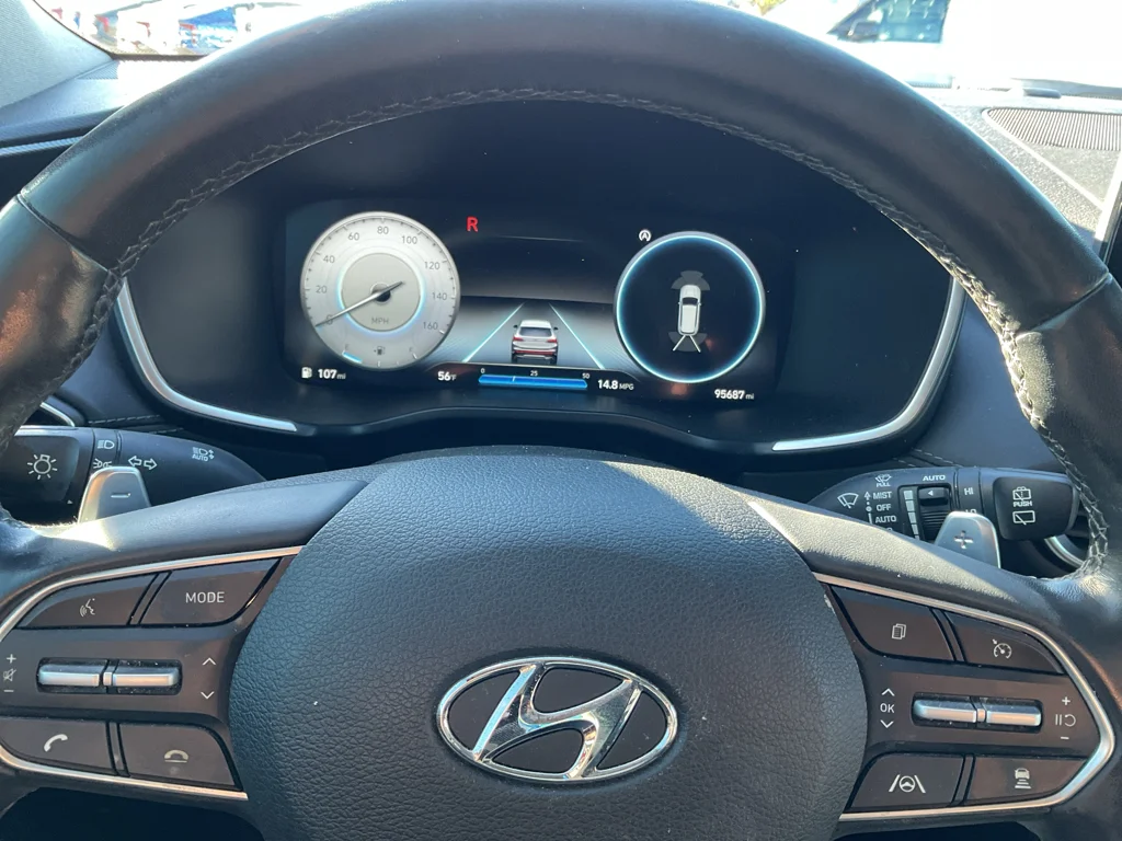Used 2022 Calypso Red Hyundai Limited image 20