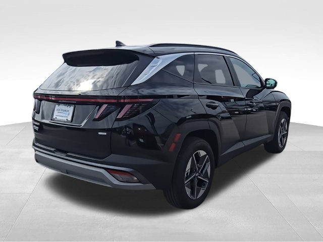 Used 2026 Black Hyundai SEL Premium image 8