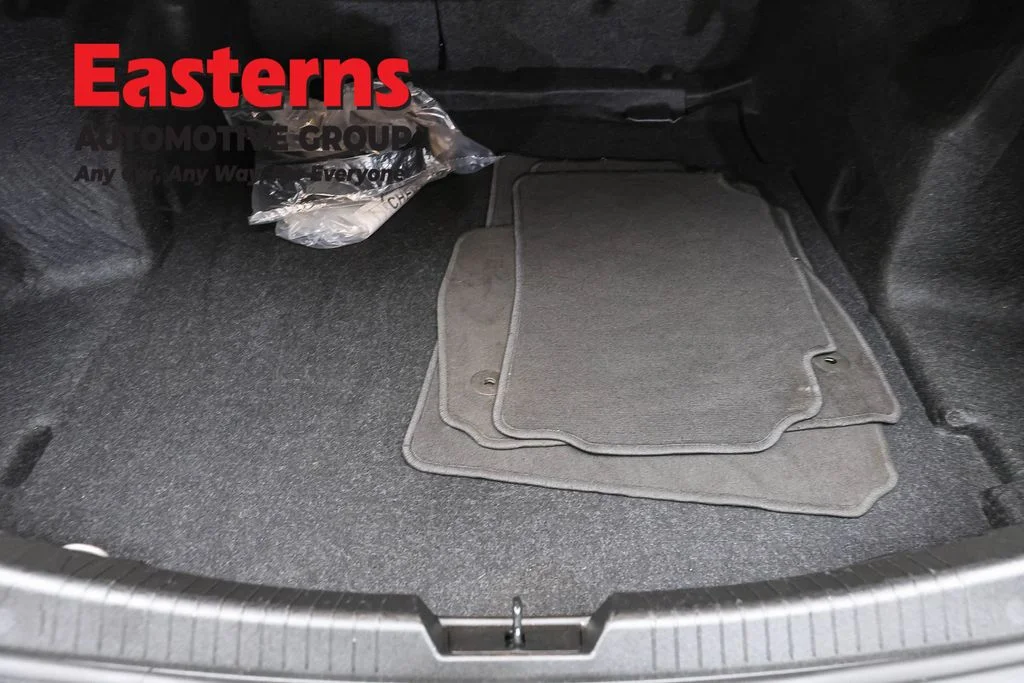 Used 2025 Gray Chevrolet LT image 9