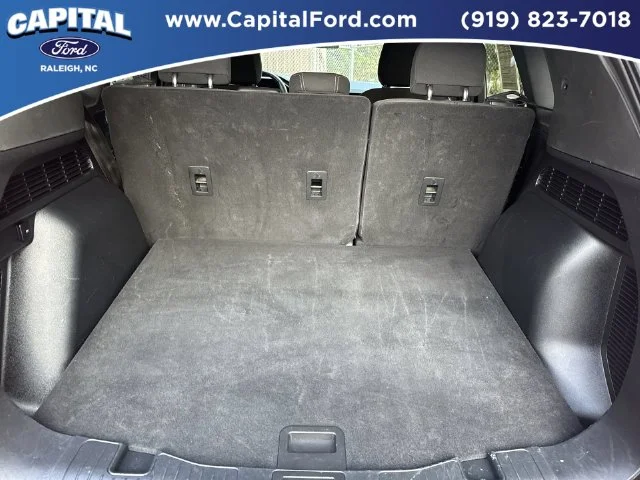 Used 2024 Red Ford Active image 16