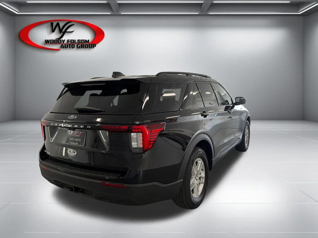 New 2026 Agate Black Metallic Ford Active image 6