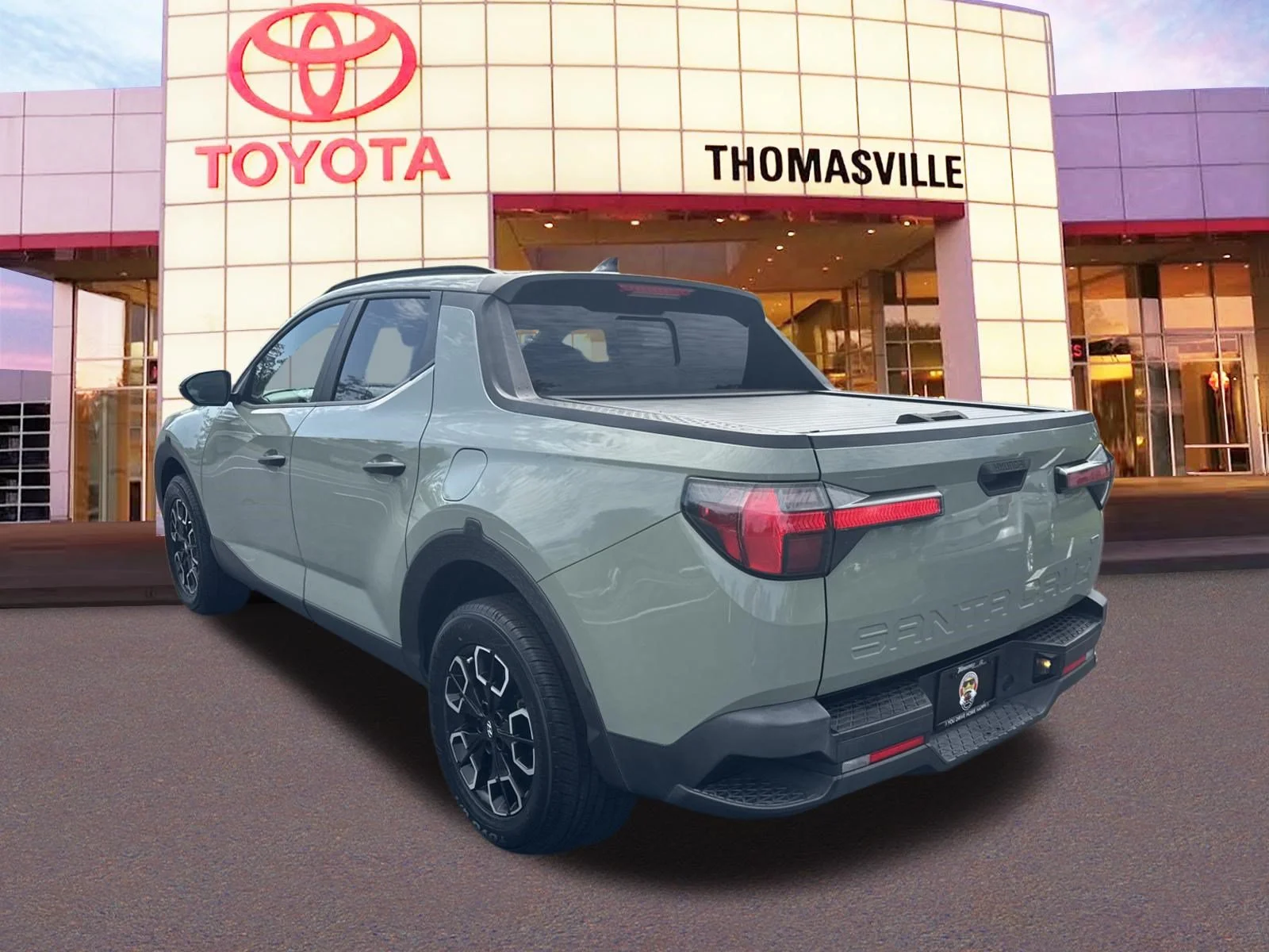 Used 2022 Sage Gray Hyundai SEL image 7