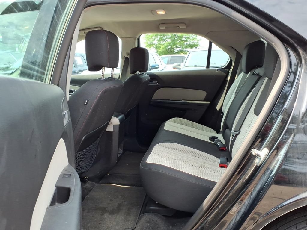 Used 2010 Black Chevrolet LS image 9