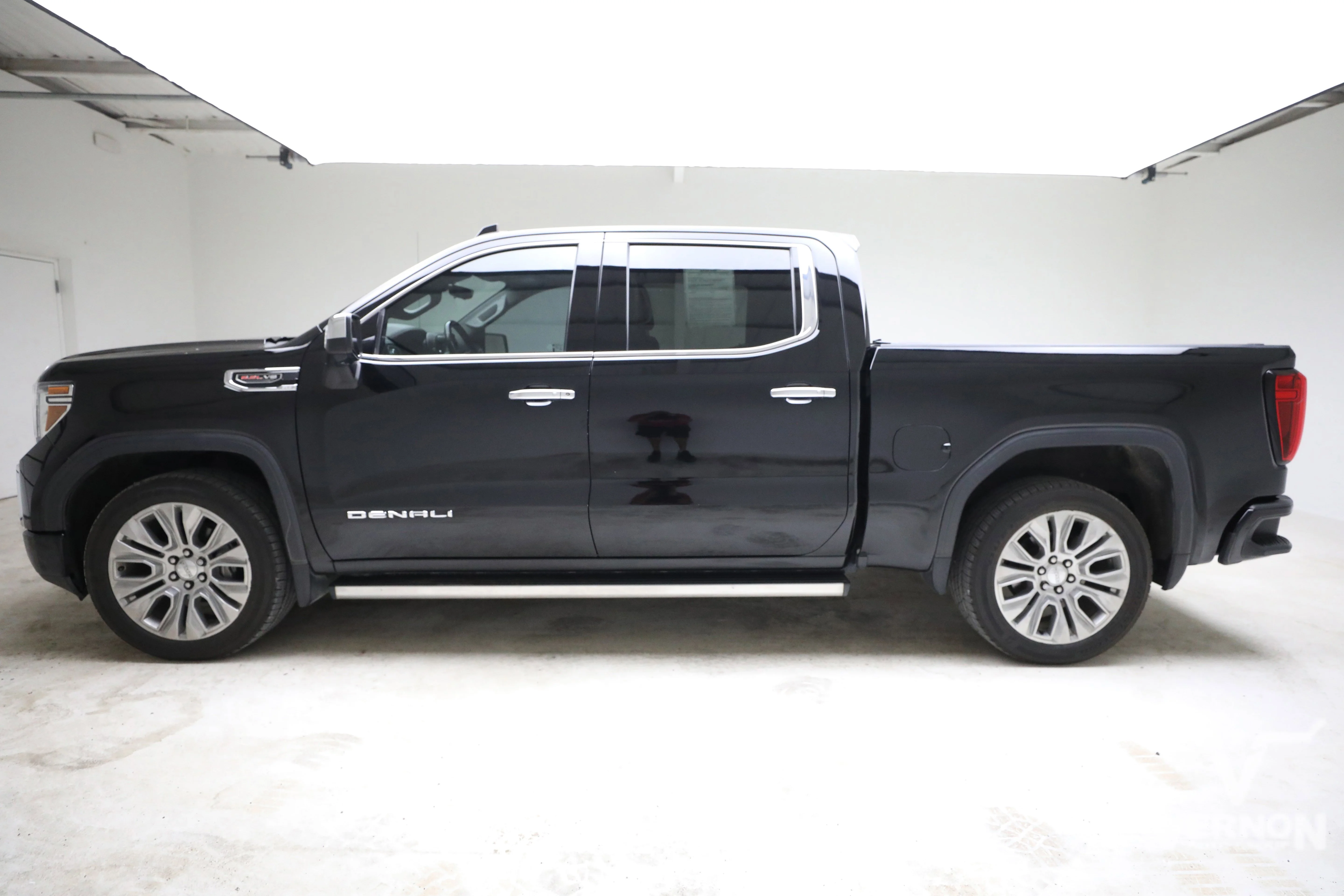 Pre-Owned 2023 GMC Sierra 1500 SLT Texas Edition Crew Cab 4x4 X31