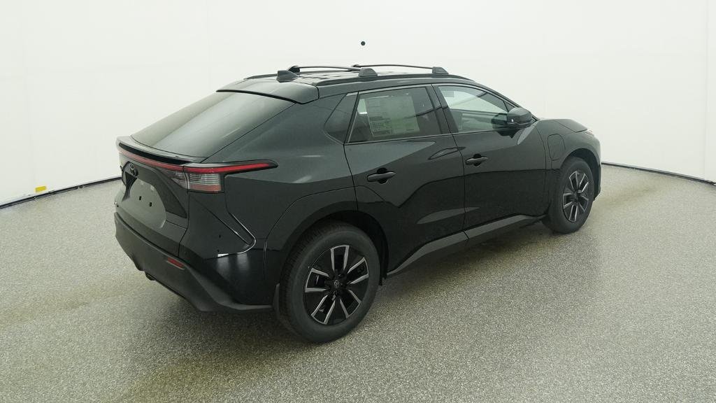 New 2026 Midnight Black Metallic Toyota XLE image 18