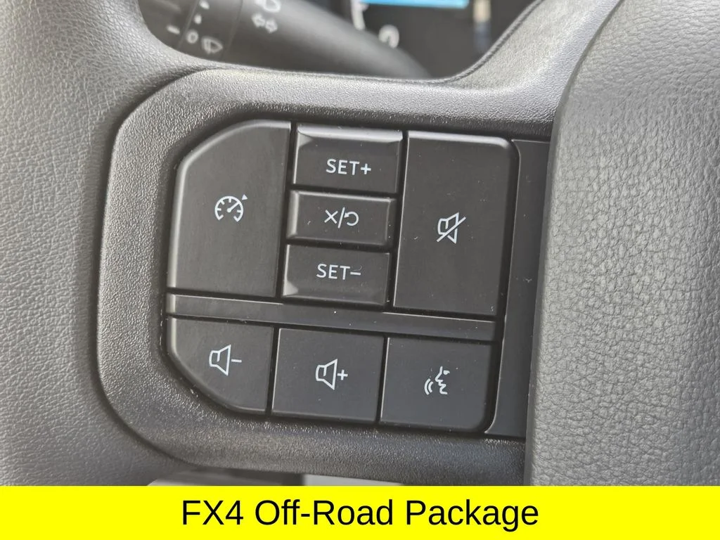 New 2026 Oxford White Ford F-250® XL image 17