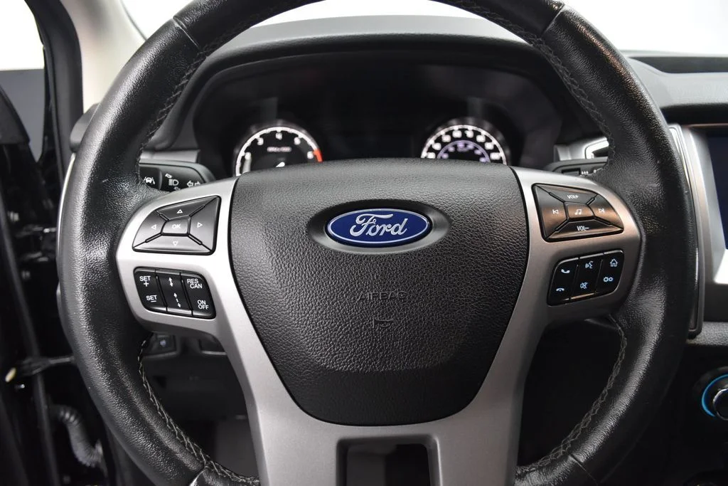 Used 2021 Black Ford XLT image 14
