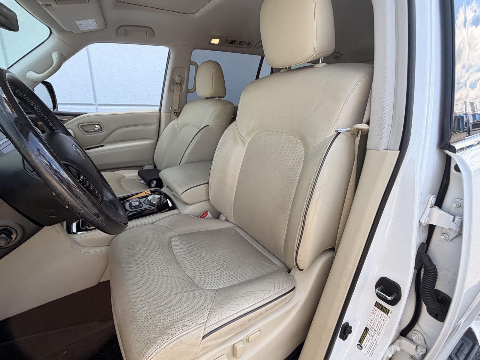 Used 2021 Moonstone White INFINITI LUXE image 12