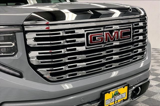 Used 2025 Thunderstorm Gray GMC Denali image 36