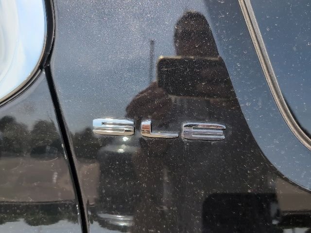 2023 GMC Acadia SLE - Photo 15