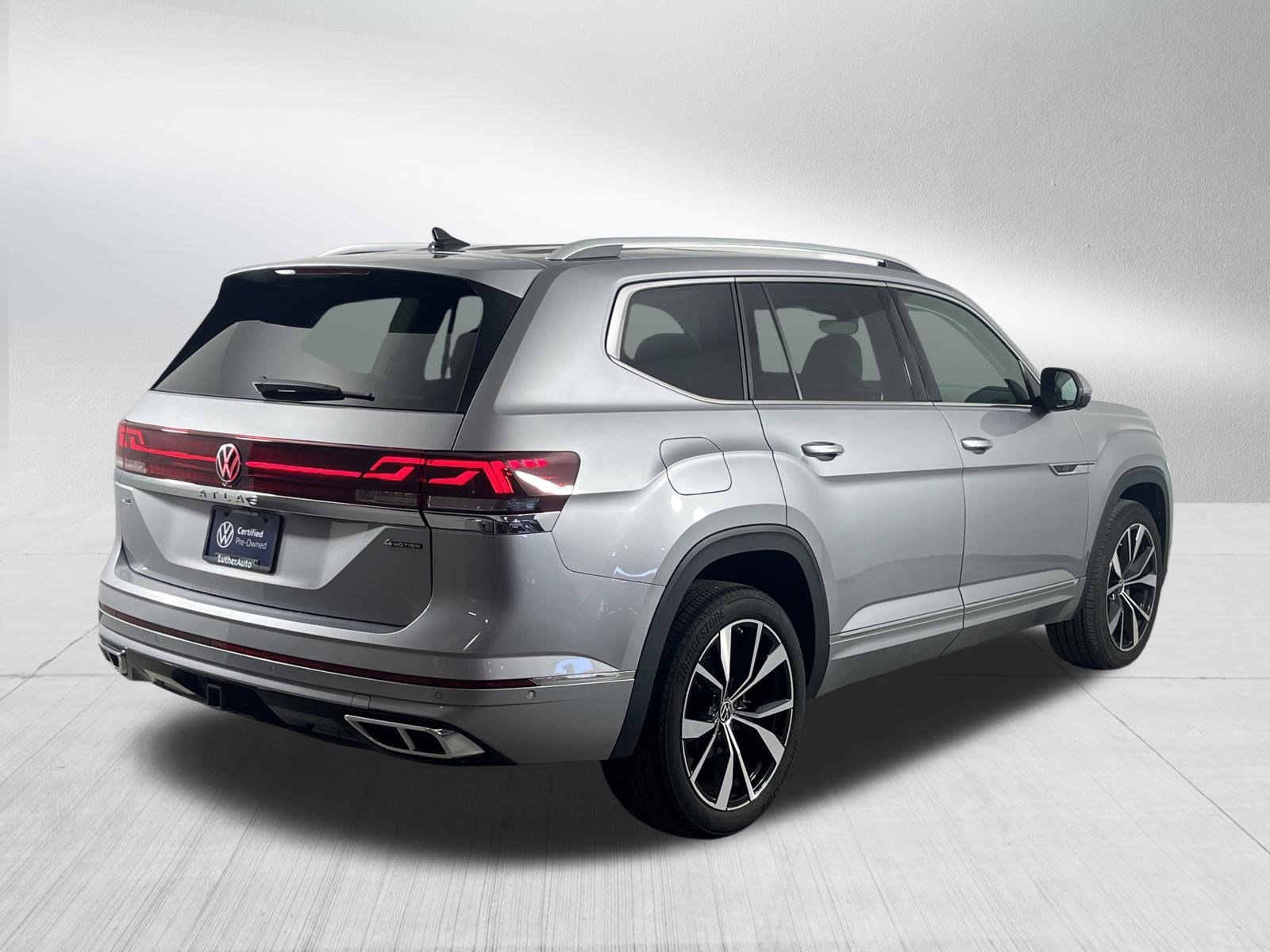 2024 Volkswagen Atlas SEL Premium R-Line - Photo 7
