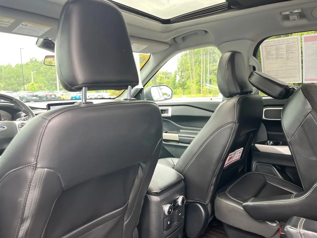 Used 2022 Black Ford XLT image 26