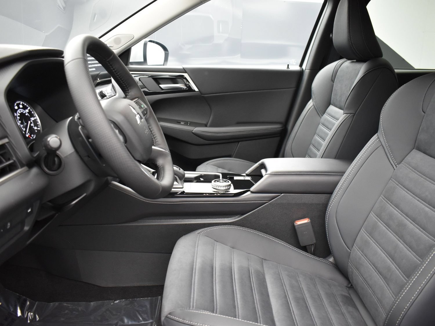 New 2026 Gray Mitsubishi SE 1.5T S-AWC image 11