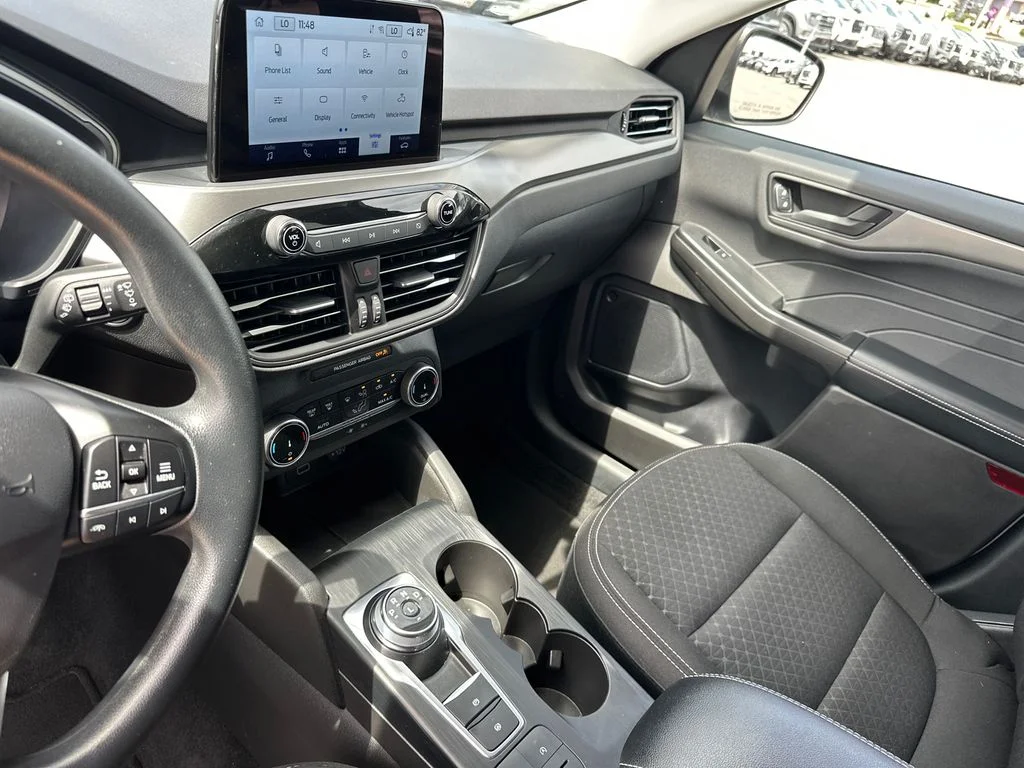 Used 2025 Silver Ford Active image 29
