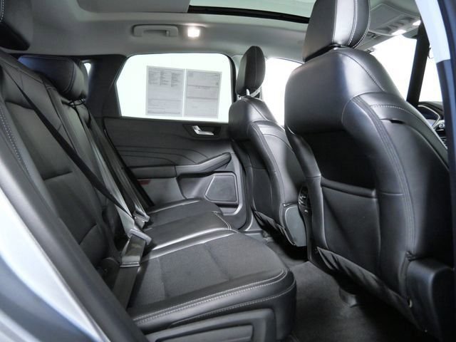 Certified Used 2022  Ford SEL image 12