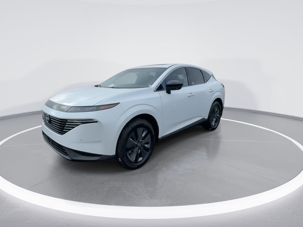 New 2026 White Nissan SL image 4