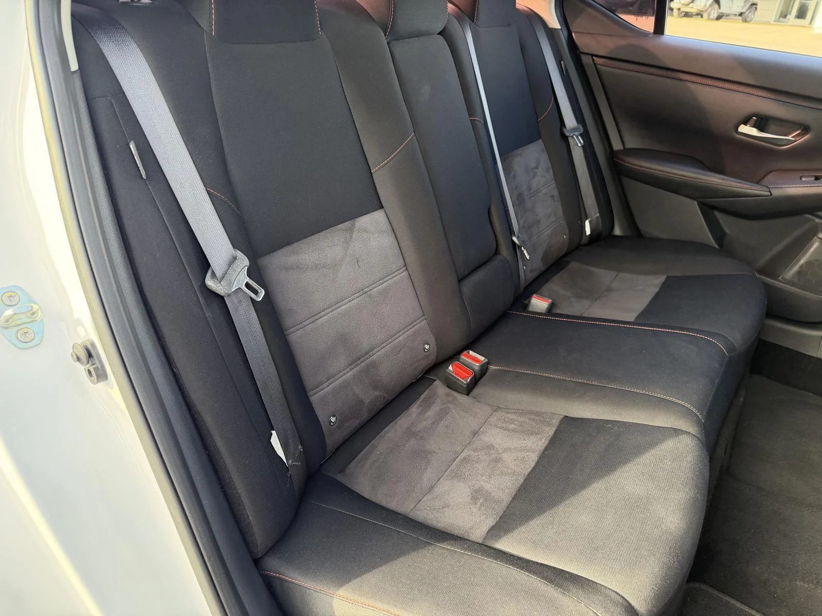 Used 2025 Aspen White/Super Black Nissan SR image 19