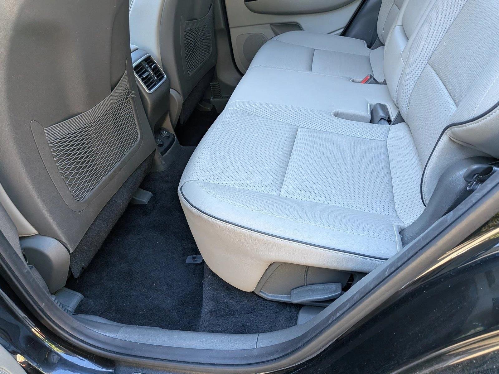 Used 2017 Black Cherry Kia SX Turbo image 17