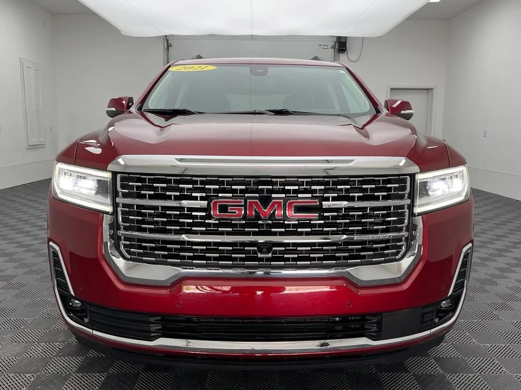 Used 2021 CAYENNE RED TINTCOAT GMC Denali image 16