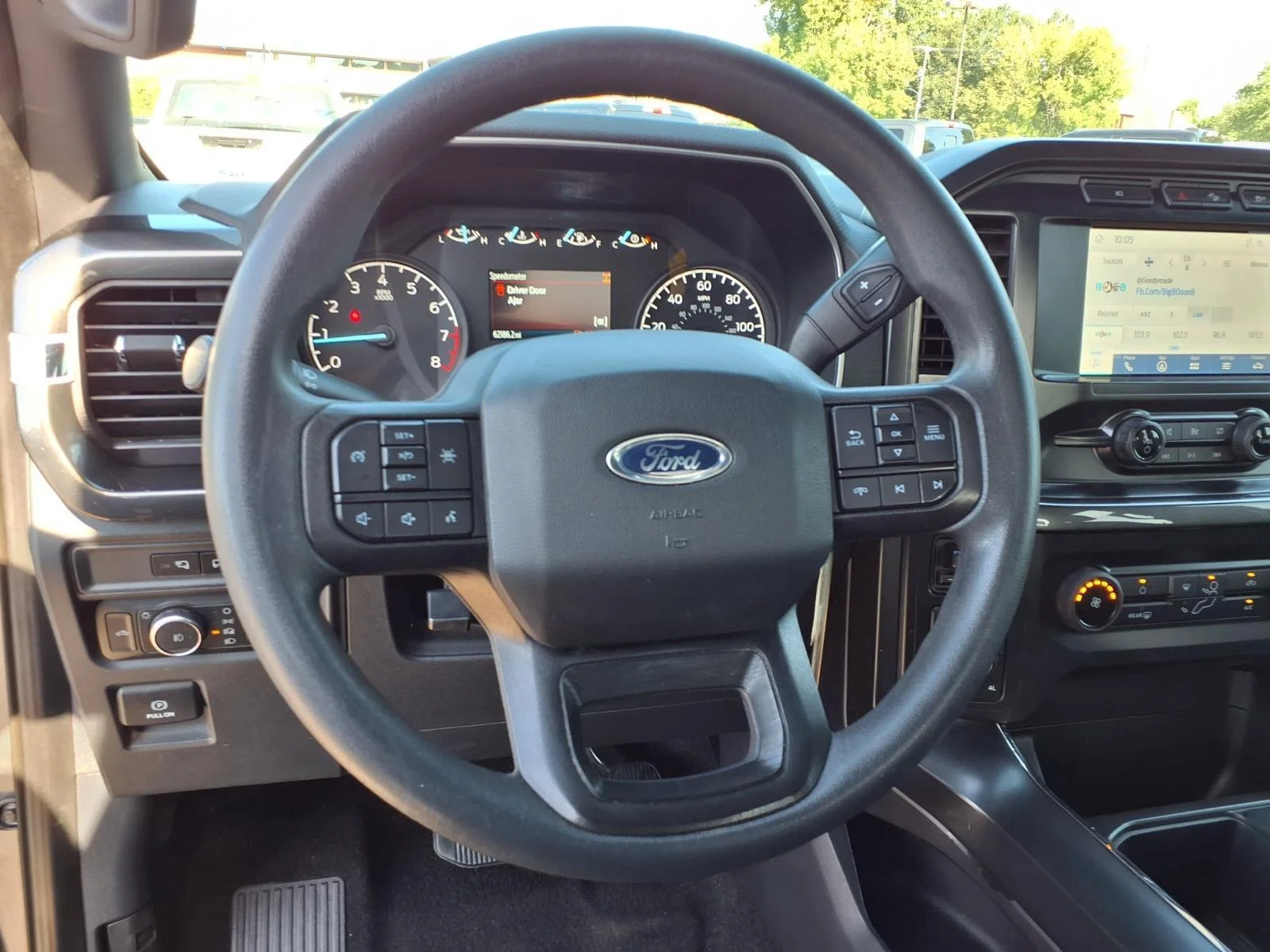 Used 2022 Carbonized Gray Metallic Ford XL image 18