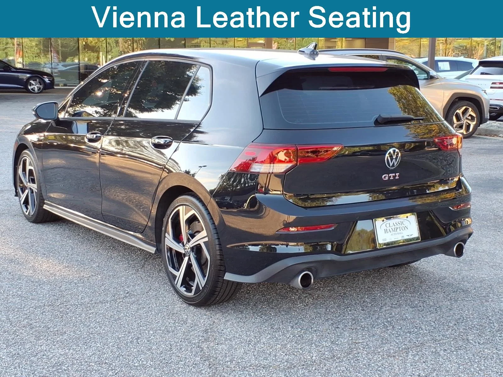 Used 2024 Deep Black Pearl Volkswagen SE image 10