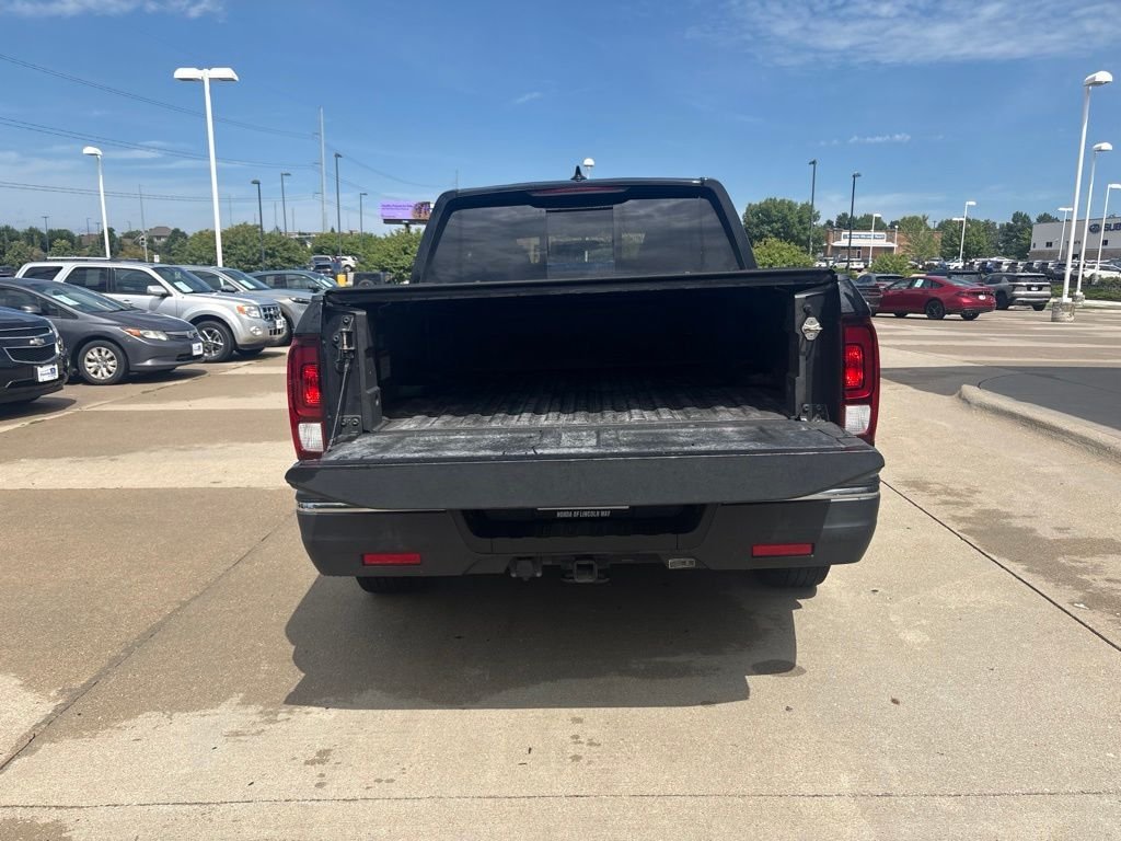 Used 2019 Black Honda RTL-T image 42