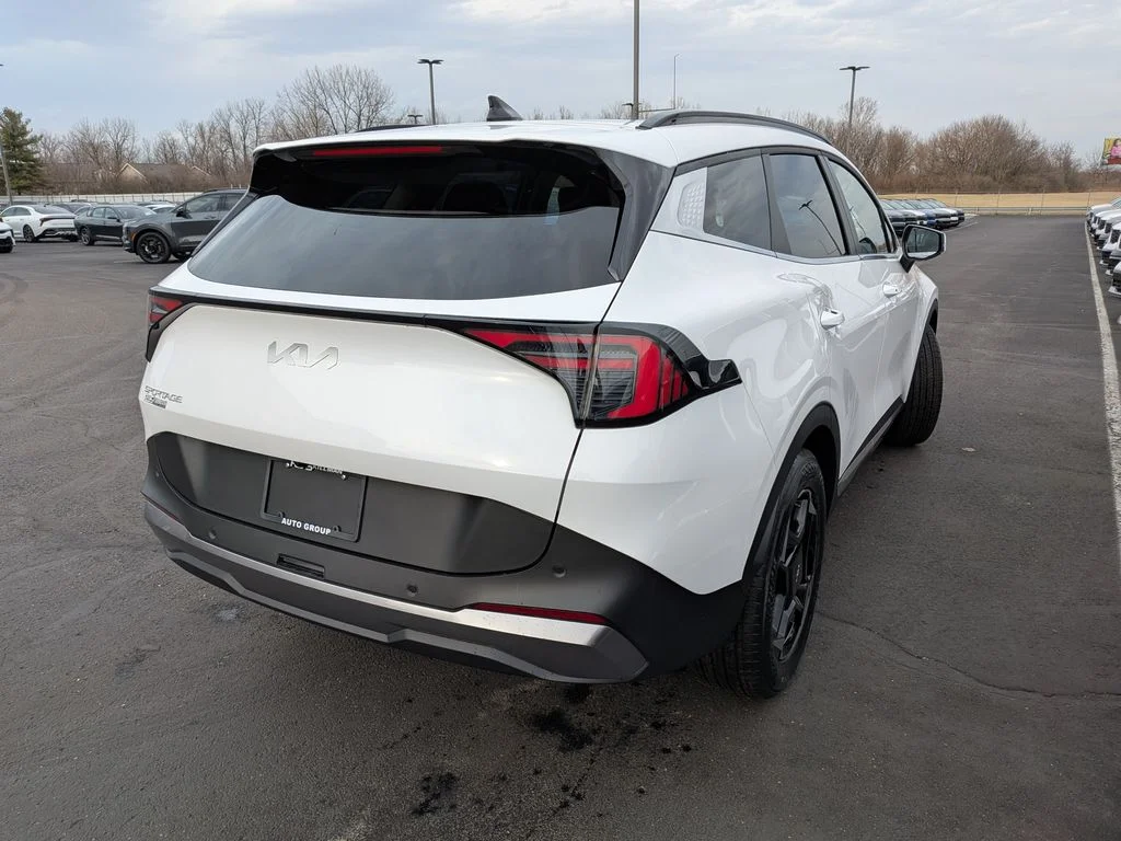 New 2026 White Kia EX image 7