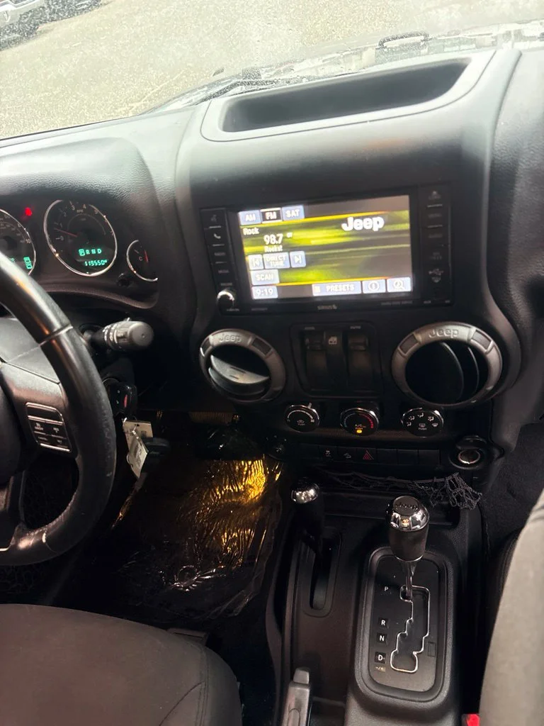 Used 2017 Gray Jeep Sport image 22
