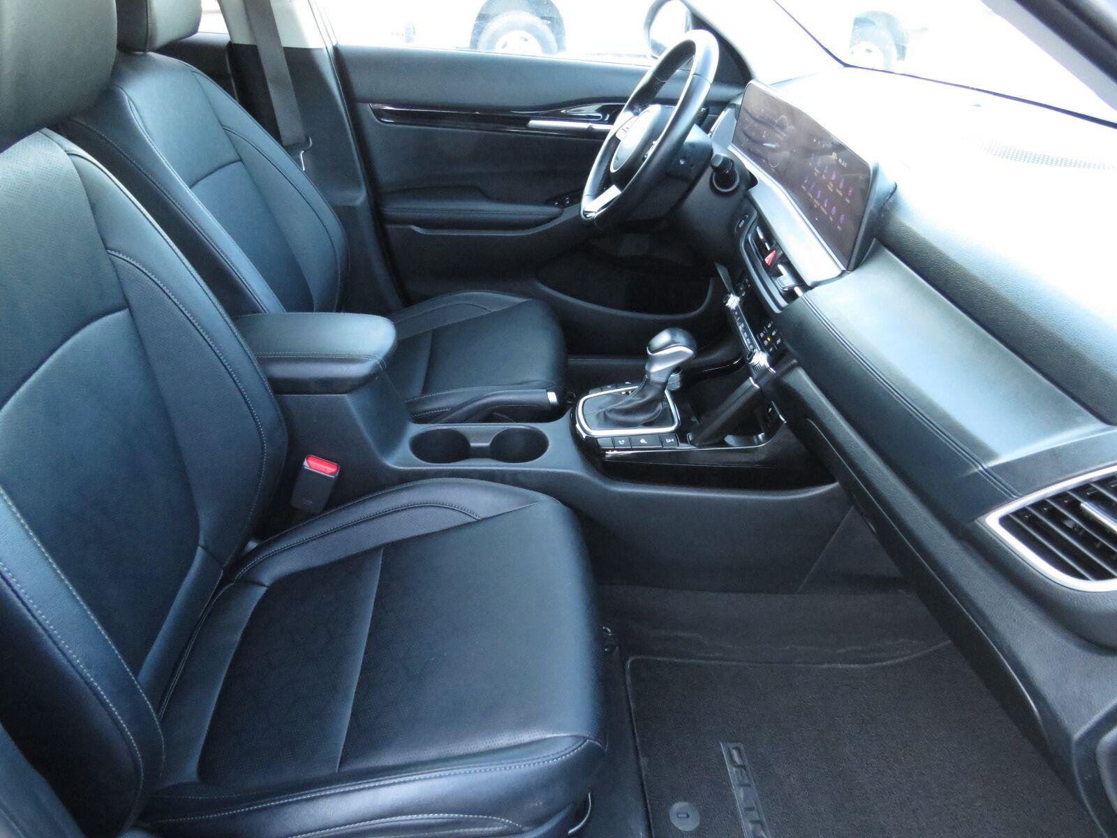 Used 2024 Steel Gray Kia EX image 26