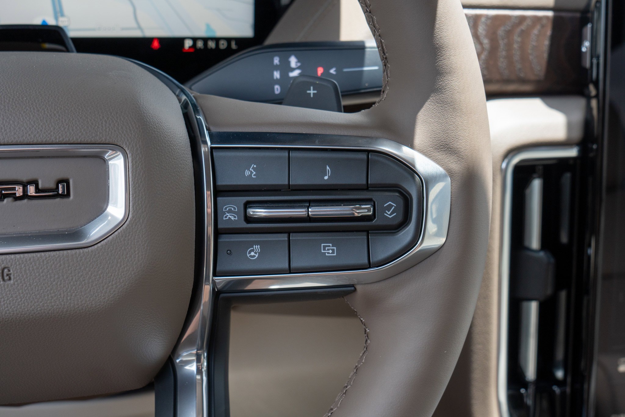 2026 GMC Yukon XL Denali - Photo 23