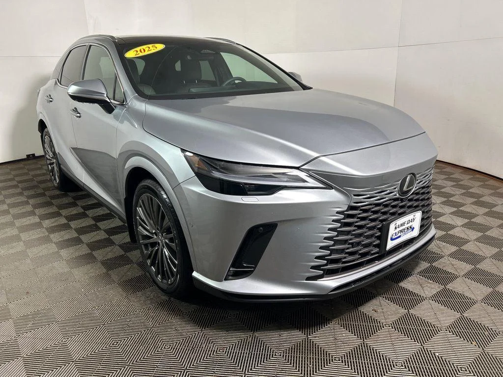 Used 2025 Iridium Lexus 350 Luxury image 5