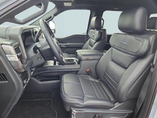 2026 Ford F-250 Super Duty Platinum - Photo 13