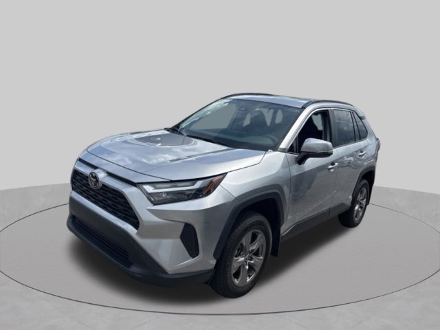 Used 2023 Silver Toyota XLE image 2